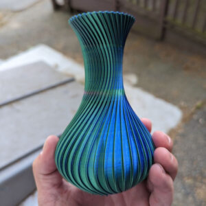 3dprint irridescent vase